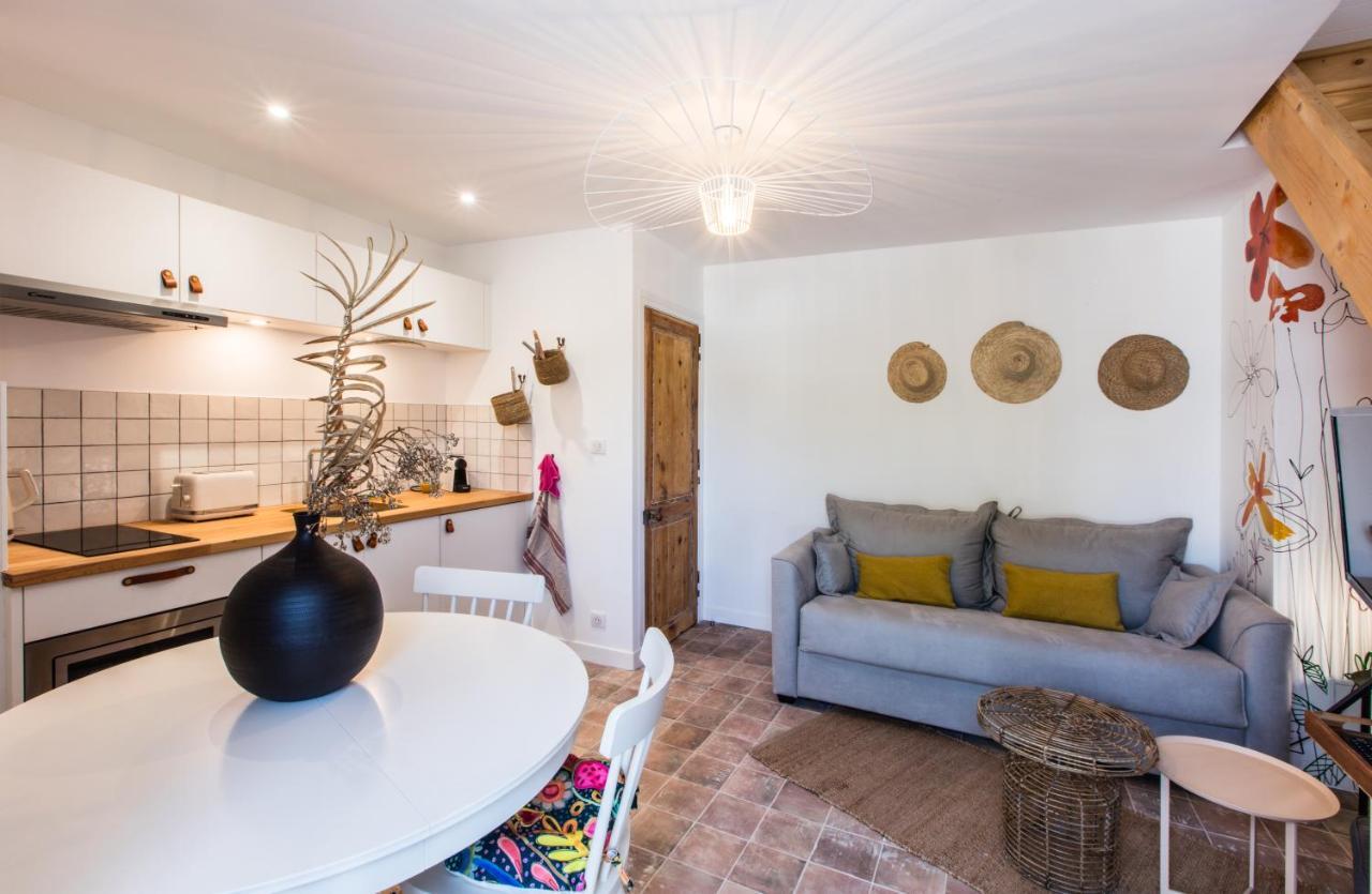 Les Apparts De Charly-Superbe Duplex Dans Un Hotel Particulier, Parking Prive Gratuit La Rochelle  Dış mekan fotoğraf