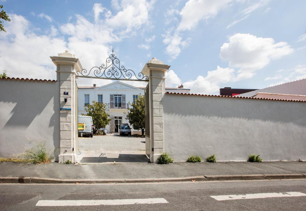 Les Apparts De Charly-Superbe Duplex Dans Un Hotel Particulier, Parking Prive Gratuit La Rochelle  Dış mekan fotoğraf
